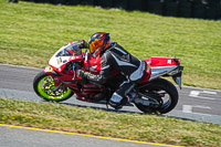 anglesey-no-limits-trackday;anglesey-photographs;anglesey-trackday-photographs;enduro-digital-images;event-digital-images;eventdigitalimages;no-limits-trackdays;peter-wileman-photography;racing-digital-images;trac-mon;trackday-digital-images;trackday-photos;ty-croes